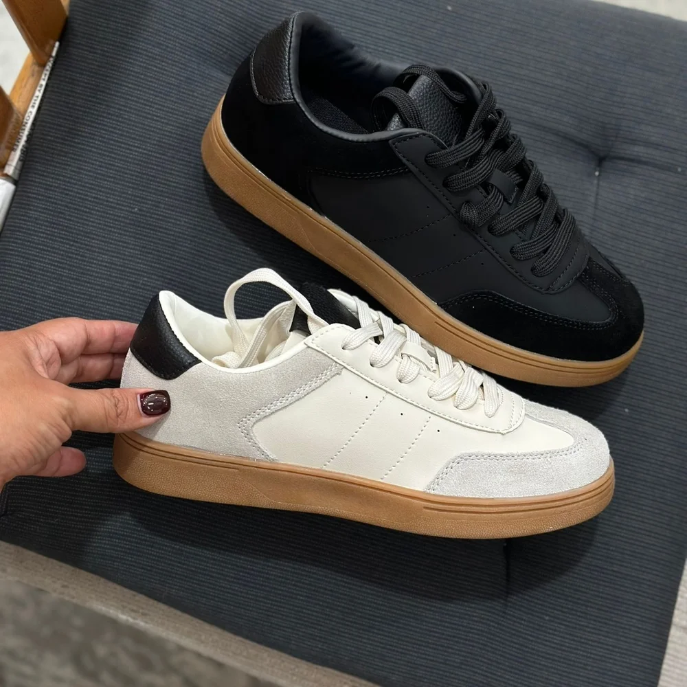 Lauren Sneakers 👟 - Picture 2 of 5